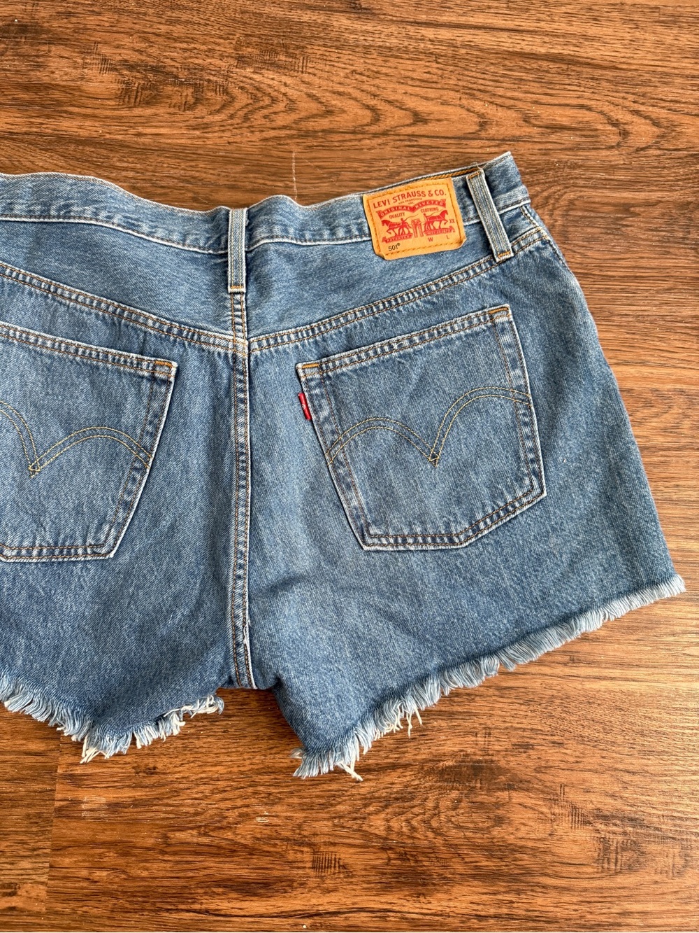 Levi’s 501 Revolve Original Mid Short Denim Jeans Size 30 in - Picture 5 of 7